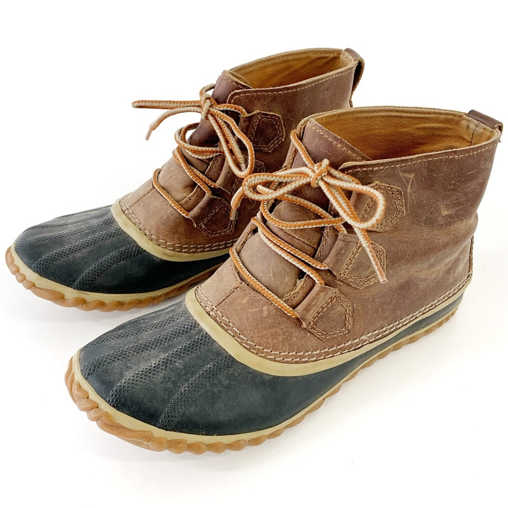 Sorel Duck Boots with laces waterproof